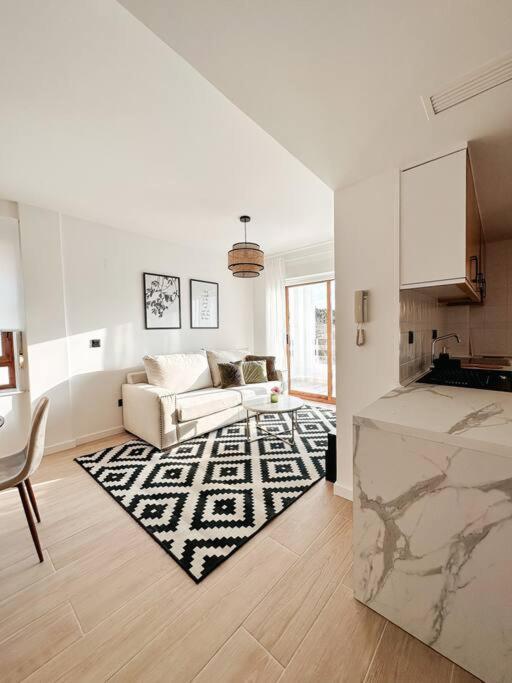 Precioso Apartamento Con Piscina Y Vistas Alicante Esterno foto