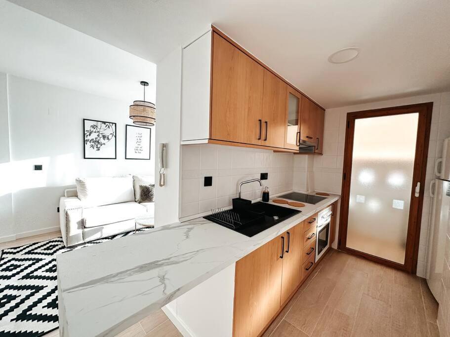 Precioso Apartamento Con Piscina Y Vistas Alicante Esterno foto